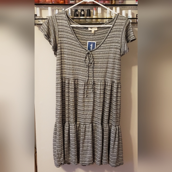 SEE YOU MONDAY DRESS 👗 - Picture 1 of 3